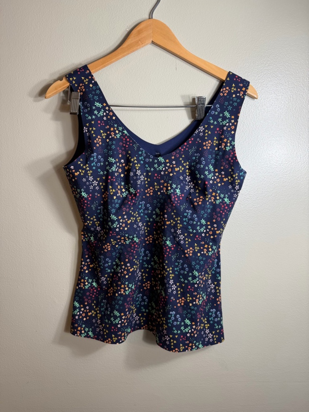 Knix XXL Sculpt Tank Top Navy Floral Stretch Compression Built In Support
